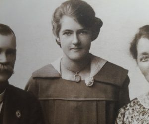 Edwin Hugh Coulson (Tony’s Great Grandfather), Shirley Irene Coulson (Tony’s Grandmother) and Rhoda Coulson(Tony’s Great Grandmother)